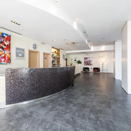 Meditur Udine Nord 3*